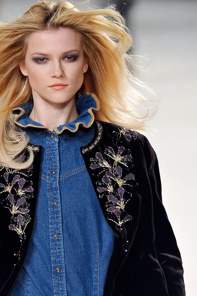 Look 36